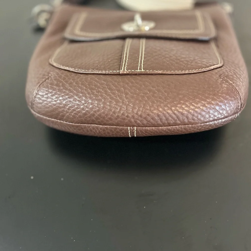 Coach pebbled brown leather crossbody bag - Picture 2 of 11